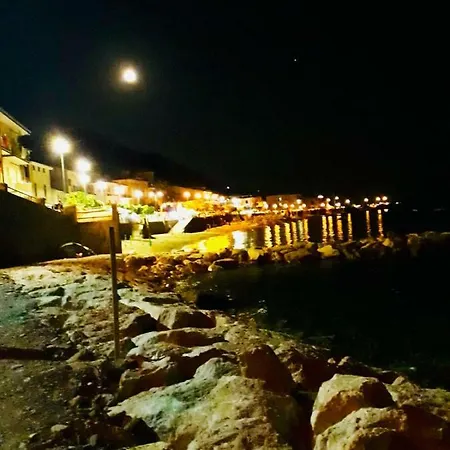 Lägenhet Casa Del Sole Agnone Cilento